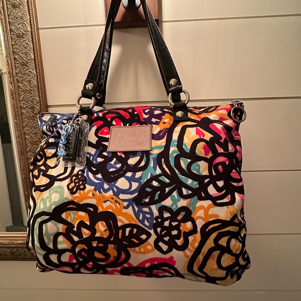 Coach Poppy Multi-colored handbag. Beautiful colors and elegant stitching.